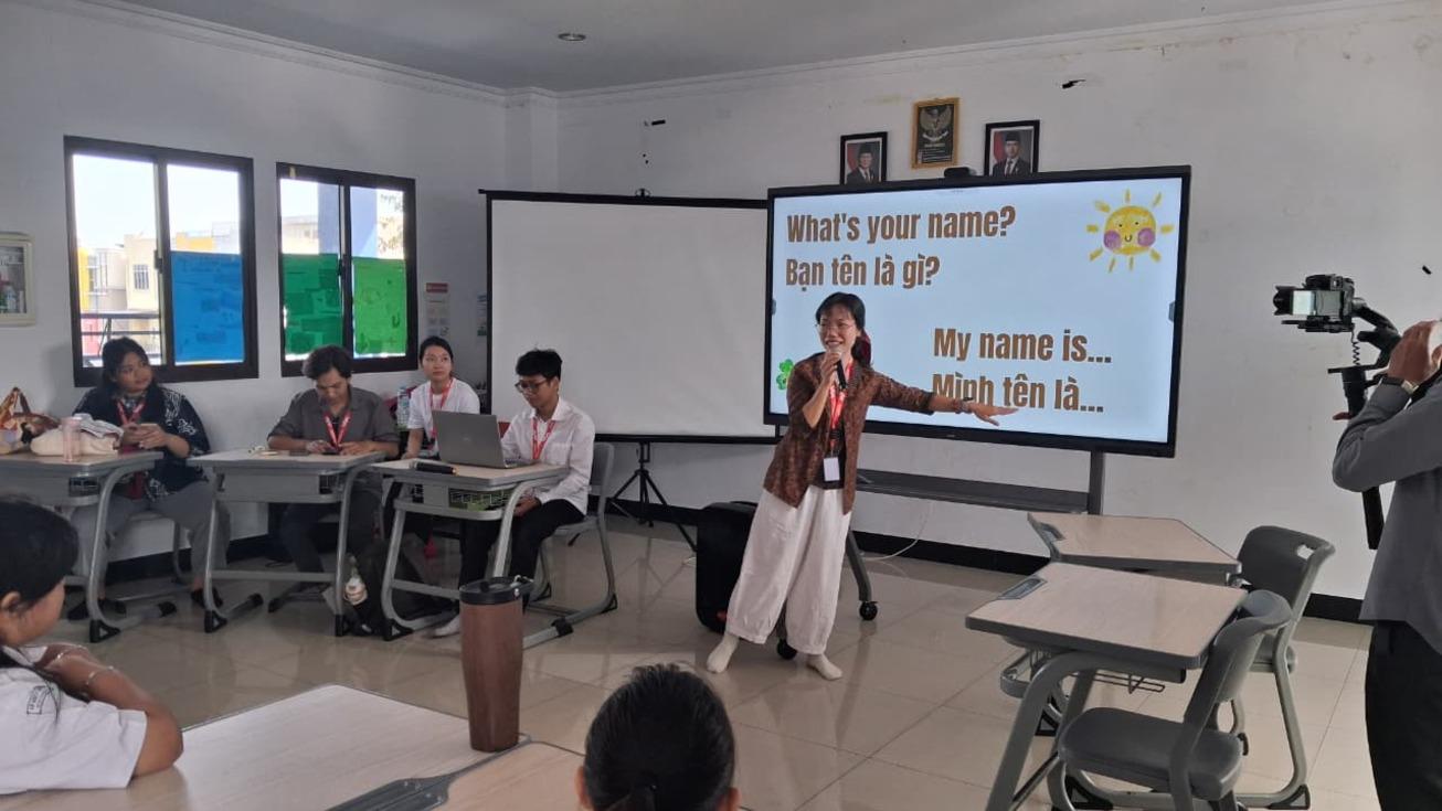 Image: Global Classroom [6 weeks]