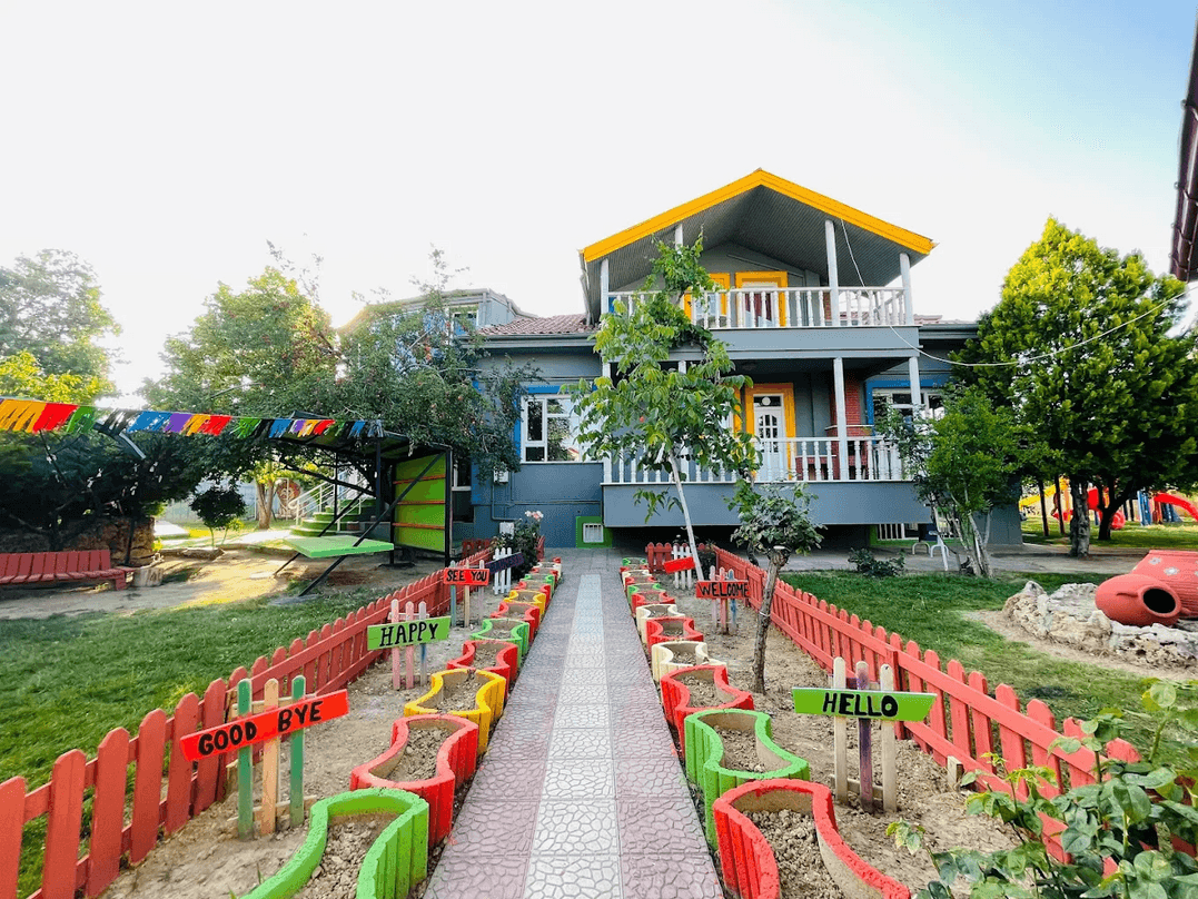 Image: Global Classroom [4 weeks]