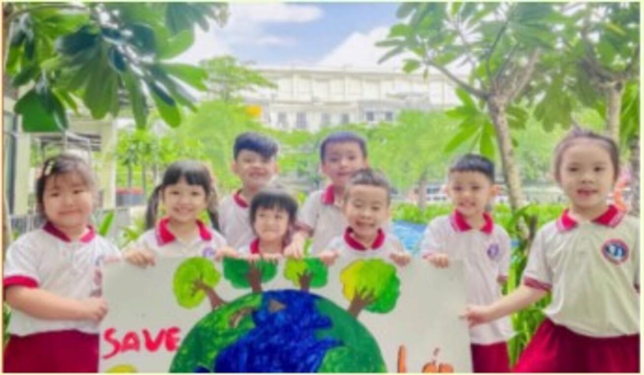 Image: Happy Bus [6 weeks]