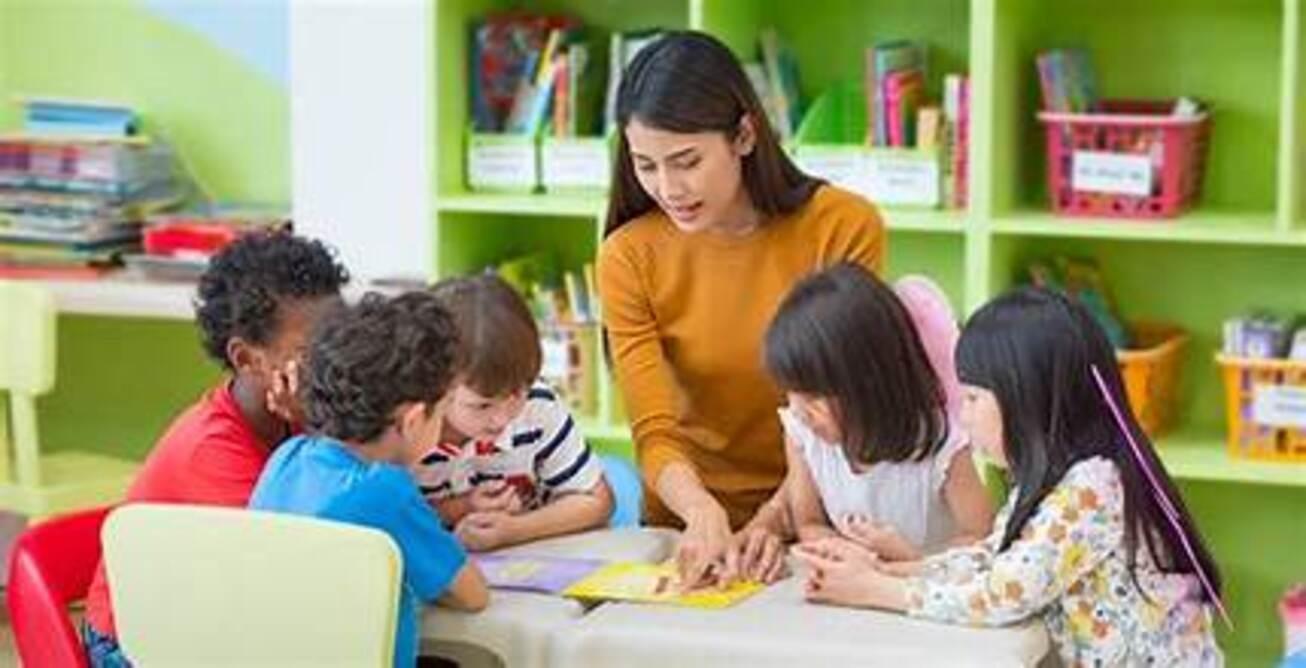 Image: English teacher at EVAS