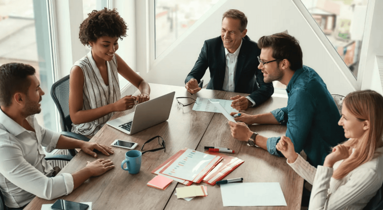Image: Customer Service for finance & accounting 