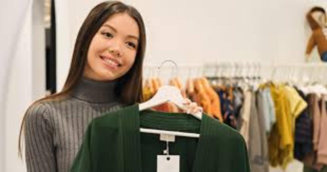 Image: Sales Assistant (Spanish)
